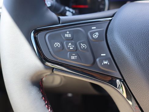 Used 2024 Chevrolet Equinox RS FWD image 15
