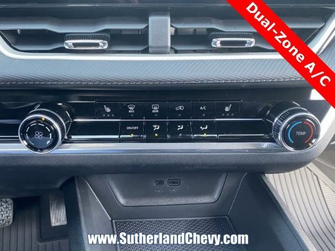 New 2026 Chevrolet Equinox LT w/ LPO, Floor Liner Package image 31