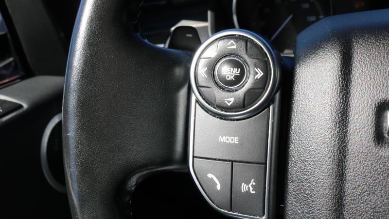 Used 2017 Land Rover Discovery HSE AWD/4WD image 15