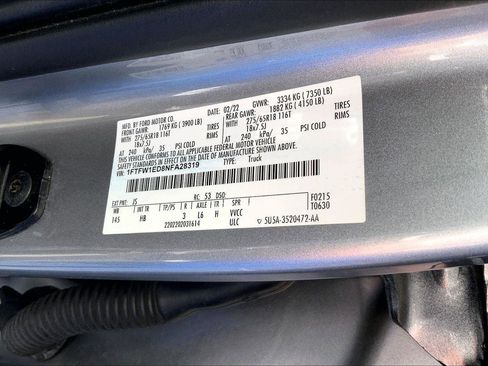 Used 2022 Ford F150 Lariat image 31