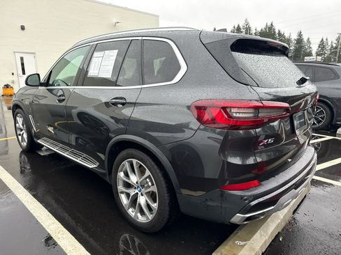 Used 2022 BMW X5 xDrive45e image 4