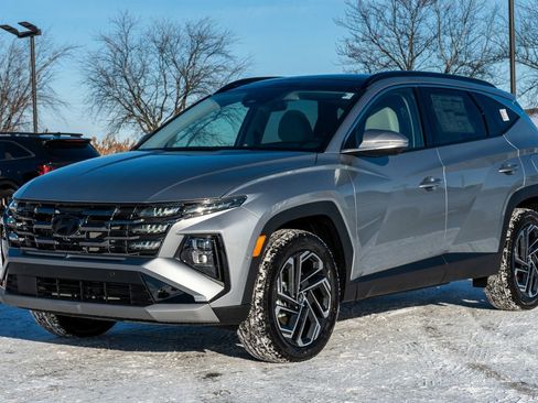 New 2025 Hyundai Tucson Limited image 3