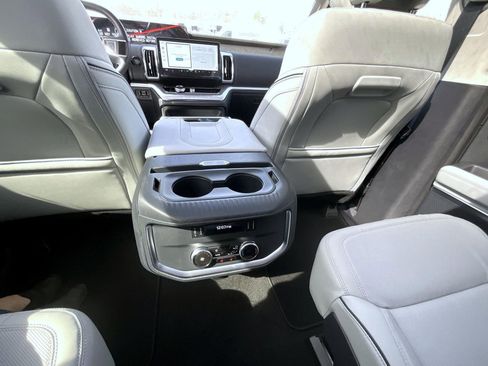 New 2026 Ford Expedition Max Platinum w/ Platinum Ultimate Package image 15