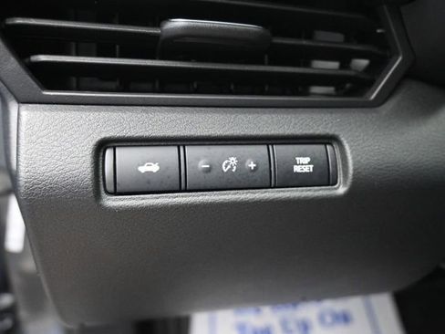 Used 2025 Nissan Altima 2.5 S image 18