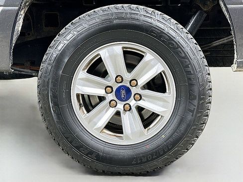 Used 2016 Ford F150 XLT image 28
