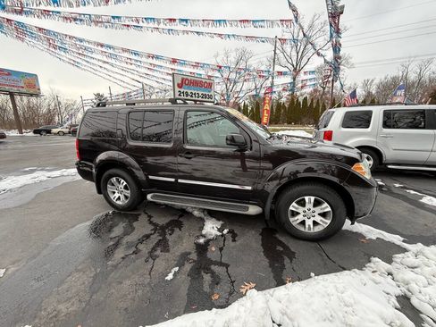 Used 2011 Nissan Pathfinder Silver image 2