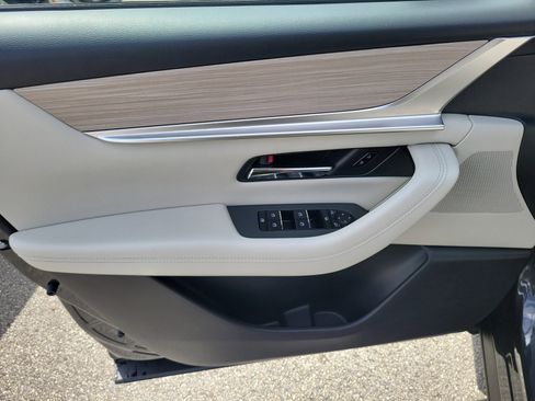 Certified 2024 MAZDA CX-90 3.3 Turbo S w/ Premium Package image 13