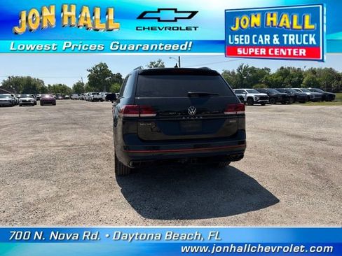 Used 2022 Volkswagen Atlas SEL R-Line image 9