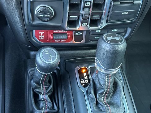 New 2026 Jeep Wrangler Unlimited Sport w/ Dual Top Group AWD/4WD image 22