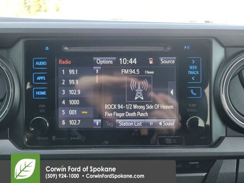 Used 2017 Toyota Tacoma TRD Off-Road image 28