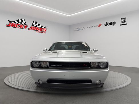 Used 2012 Dodge Challenger R/T RWD image 12