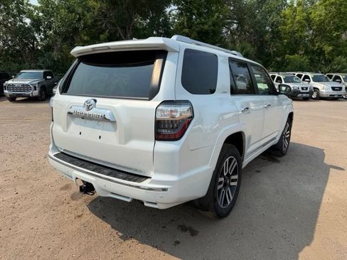 Used 2024 Toyota 4Runner Limited AWD/4WD image 5