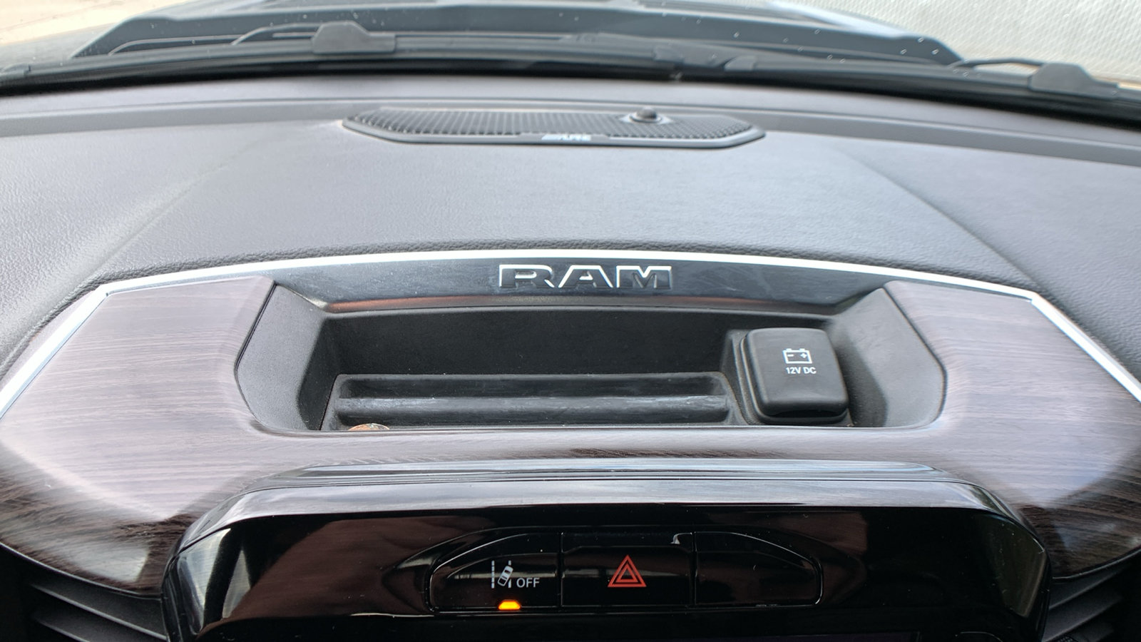 Used 2026 RAM 1500 Laramie w/ Sport Appearance Package AWD/4WD image 20
