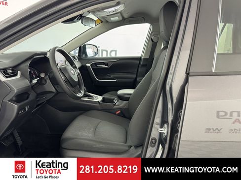 Certified 2024 Toyota RAV4 XLE image 15