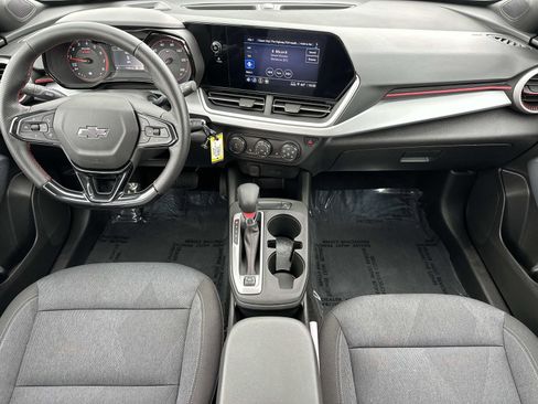 Certified 2024 Chevrolet Trax RS w/ Driver Confidence Package FWD image 12