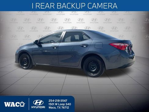 Used 2018 Toyota Corolla LE image 8