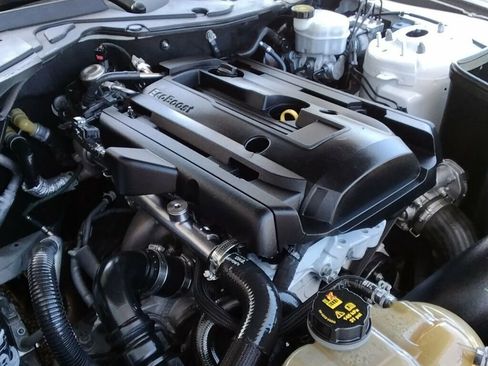 Used 2020 Ford Mustang Coupe RWD image 24