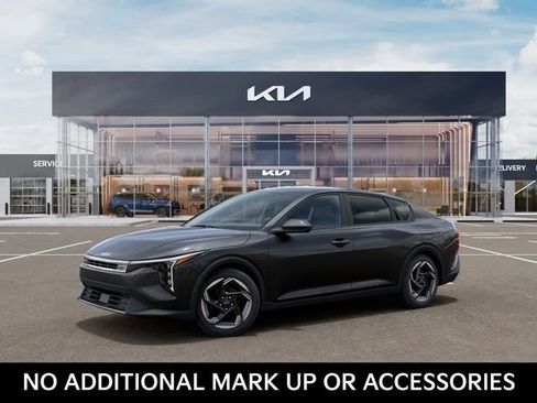 New 2026 Kia K4 EX FWD image 3
