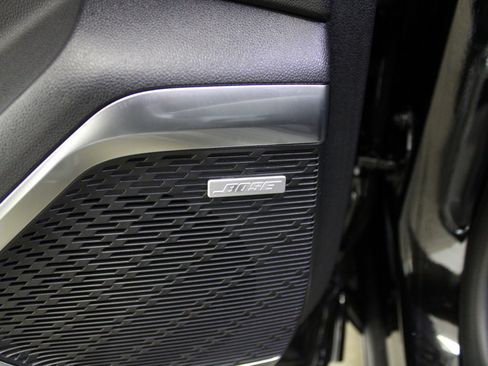 Used 2025 Buick Enclave Sport Touring image 19