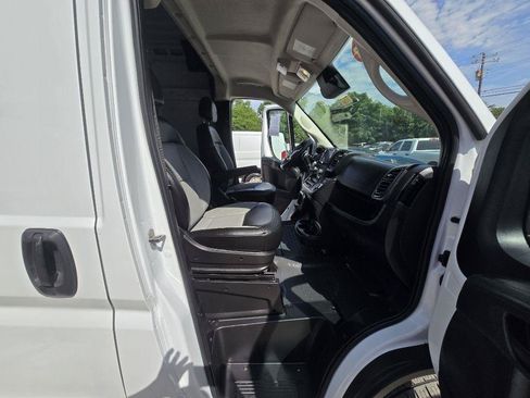 Used 2023 RAM ProMaster 2500 FWD image 17