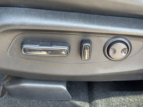 Used 2024 Honda CR-V EX-L image 19