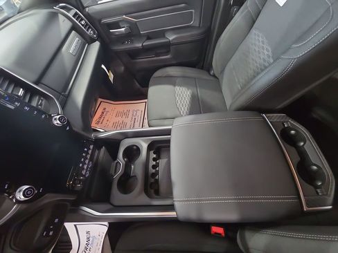 New 2026 RAM 2500 Big Horn AWD/4WD image 14