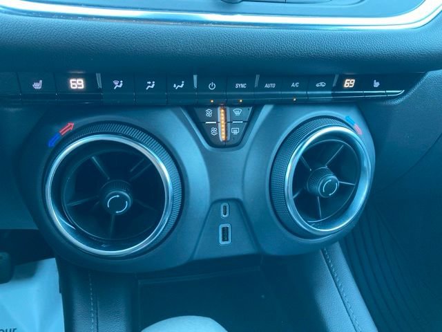 Used 2022 Chevrolet Blazer LT AWD/4WD image 34