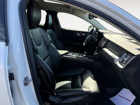 Used 2024 Volvo S60 B5 Core AWD/4WD image 19