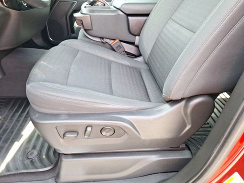 Used 2023 Chevrolet Silverado 1500 LT RWD image 17