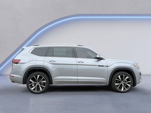 New 2026 Volkswagen Atlas SEL Premium R-Line AWD/4WD image 4