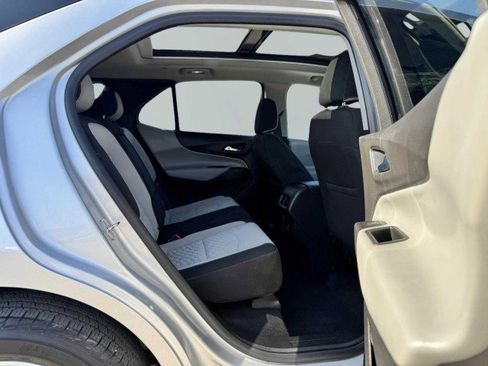 Used 2019 Chevrolet Equinox LT image 43