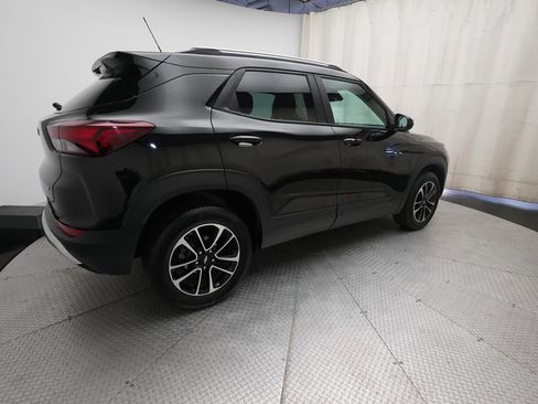 Used 2025 Chevrolet TrailBlazer LT image 34