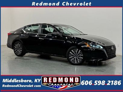 Used 2025 Nissan Altima 2.5 SV