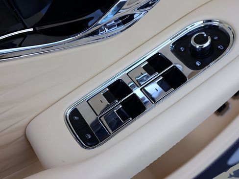 New 2026 Bentley Continental GTC AWD/4WD image 14