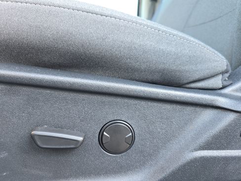 Used 2025 Ford F150 XLT w/ Equipment Group 301A Standard image 13