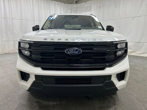 Used 2025 Ford Expedition Max Active image 3