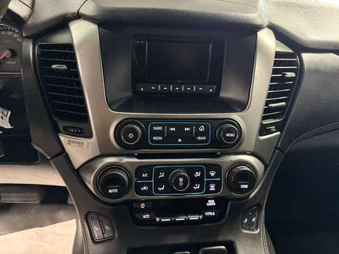 Used 2017 Chevrolet Tahoe 4WD image 16