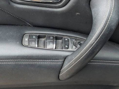 Used 2019 INFINITI QX80 Luxe image 19