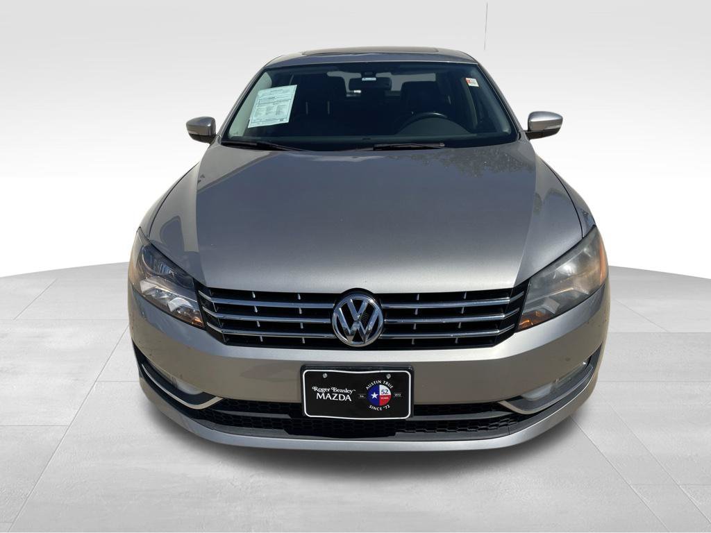 Used 2014 Volkswagen Passat TDI SEL Premium FWD image 2