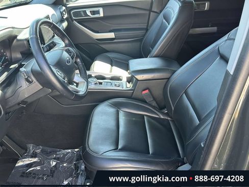 Used 2022 Ford Explorer XLT w/ Equipment Group 202A AWD/4WD image 17