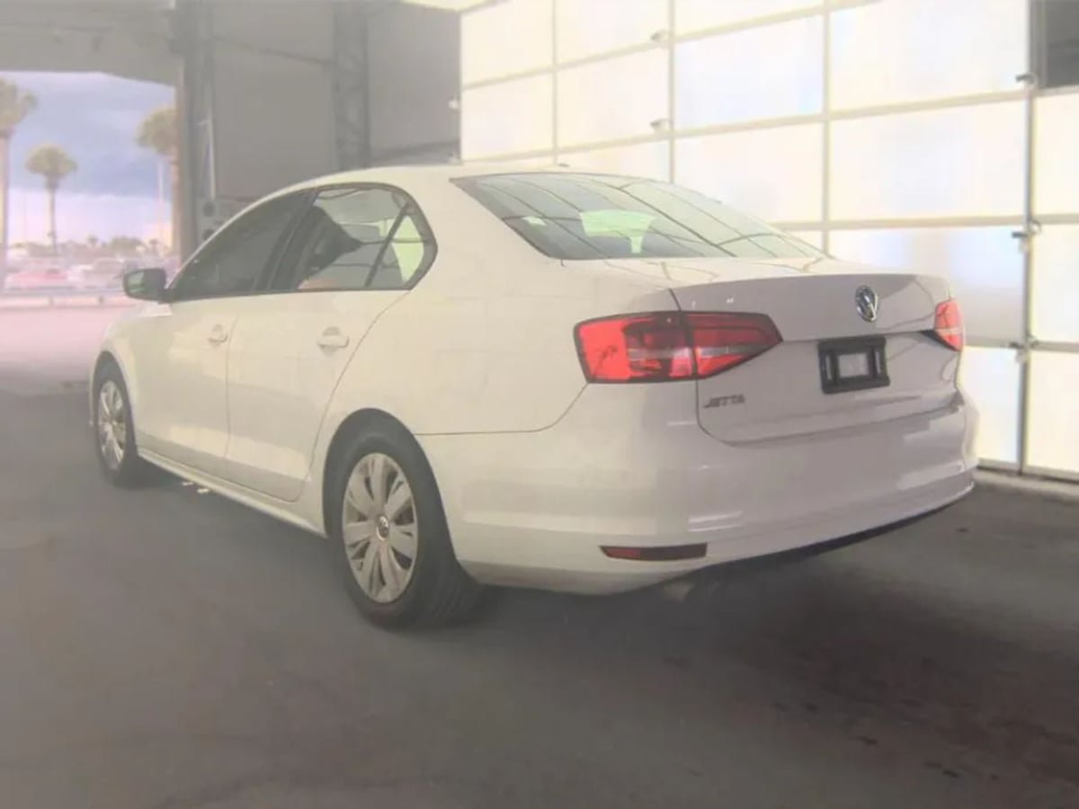 Used 2015 Volkswagen Jetta S FWD image 5