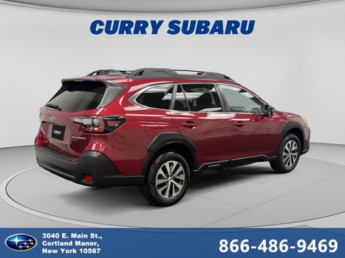 Used 2023 Subaru Outback Premium AWD/4WD image 5
