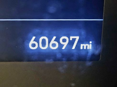 Used 2021 Hyundai Venue SE image 13