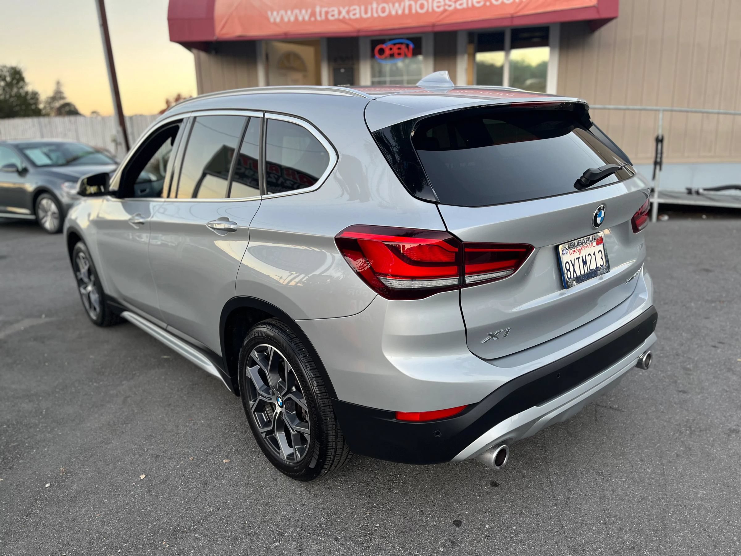 Used 2021 BMW X1 xDrive28i w/ Premium Package AWD/4WD image 5