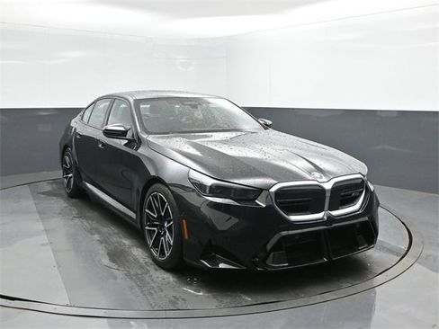 New 2026 BMW M5 image 22