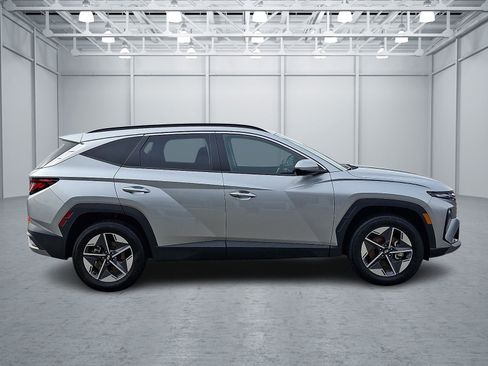 Certified 2026 Hyundai Tucson SEL image 7