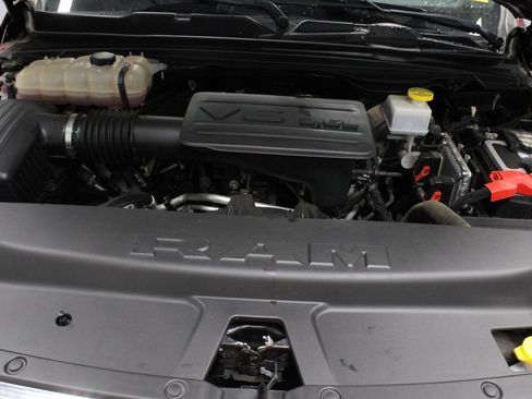 Used 2022 RAM 1500 Big Horn AWD/4WD image 13
