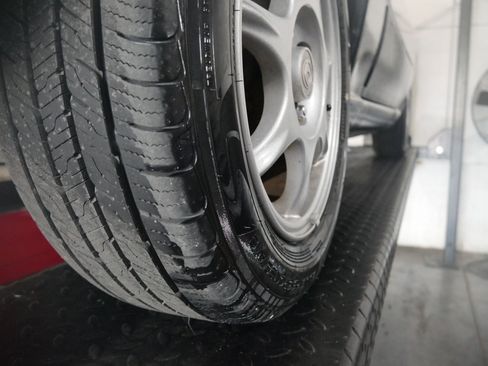 Used 1997 MAZDA MX-5 Miata RWD image 77