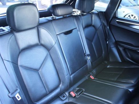 Used 2015 Porsche Macan S image 12