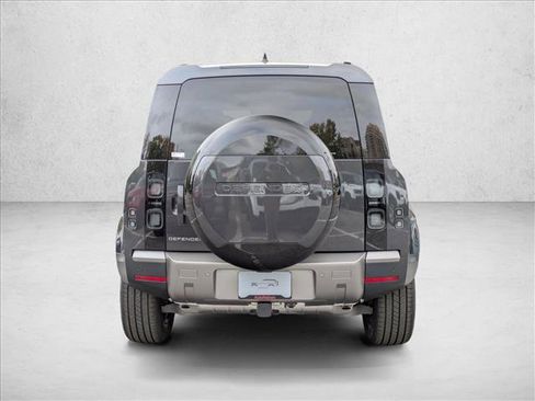 New 2026 Land Rover Defender 110 S image 8